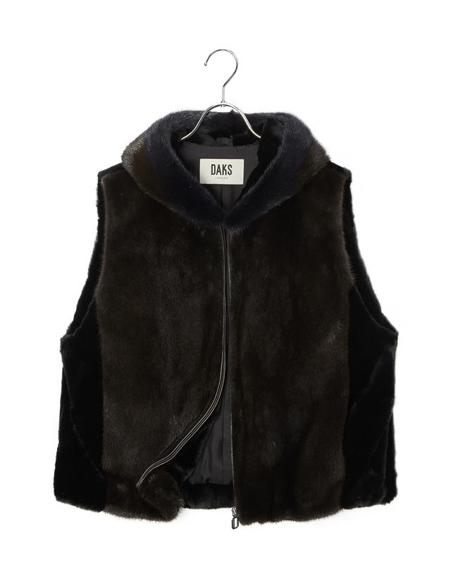 닥스 여성 [LUXURY FUR][밍크·위즐]블랙 후드 집업 베스트 착용컷