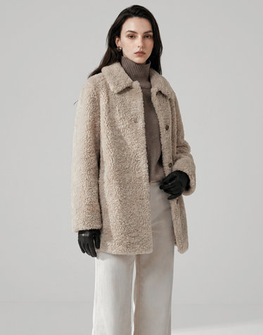 [LUXURY FUR] 라이트 그레이 라콘 세미 컬리 무스탕 하프 코트