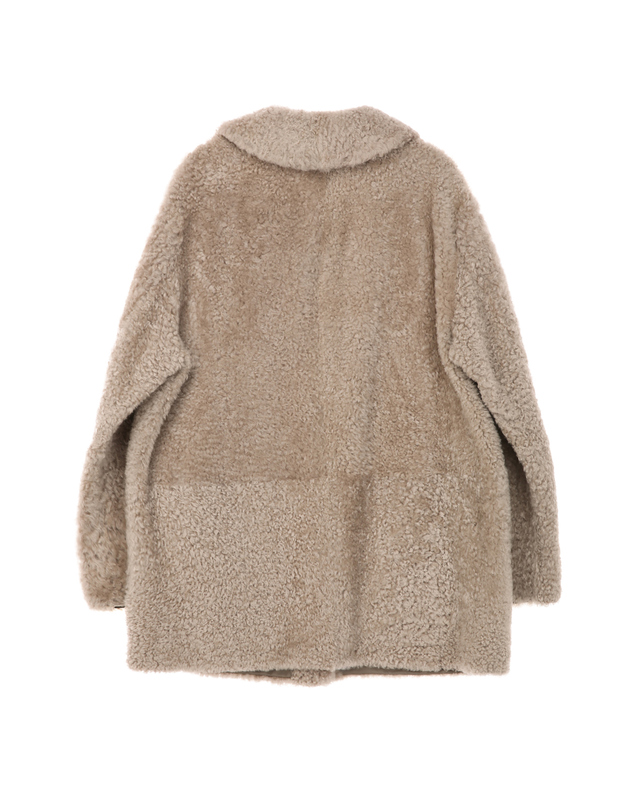 닥스 여성 [LUXURY FUR] 라이트 그레이 라콘 세미 컬리 무스탕 하프 코트 착용컷