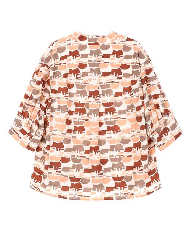 닥스 여성 라이트베이지 프린트 셔켓 밝은 베이지 착용컷