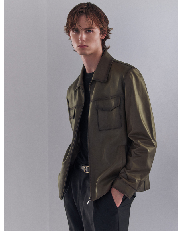 닥스 남성 [LEATHER] 카키 램 블루종 점퍼 착용컷