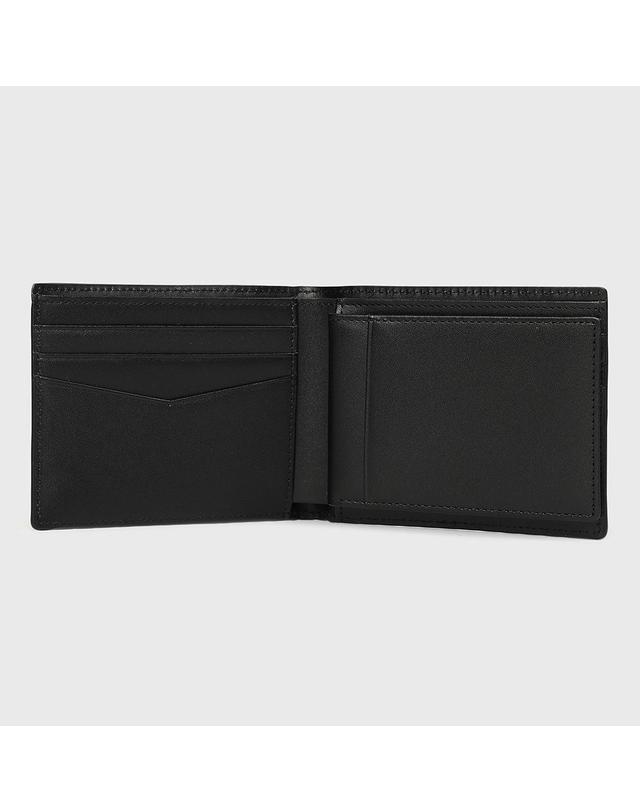 베노베로 [베노베로] 에드가 체스 소가죽 반지갑 Billfold Wallet 9cc black (BKG1ACP2221K1) 착용컷