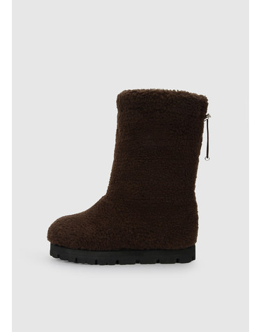 Bear Boots / dark chocolate