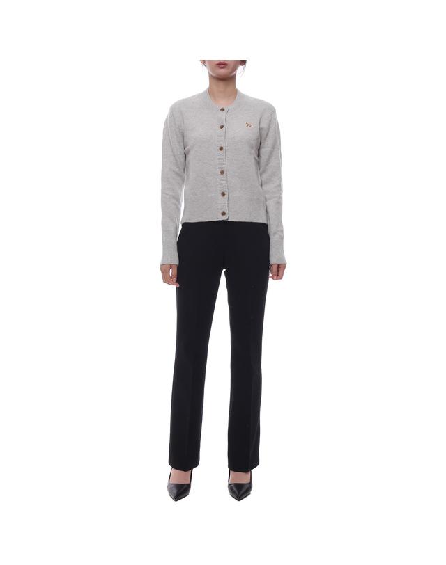 메종 키츠네 25FW 여성 베이비 폭스 울 가디건 (PW00506KT1006 H120 25F) 착용컷