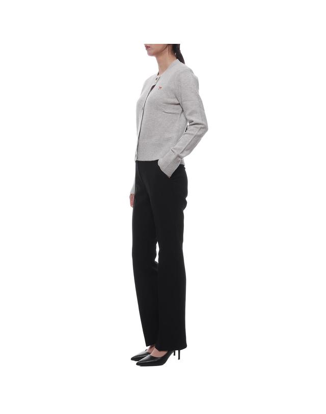 메종 키츠네 25FW 여성 베이비 폭스 울 가디건 (PW00506KT1006 H120 25F) 착용컷