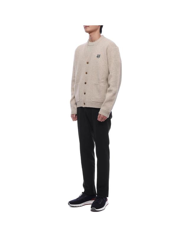 메종 키츠네 25FW 남성 폭스헤드 울 가디건 (PM00510KT1180 0335 25F) 착용컷