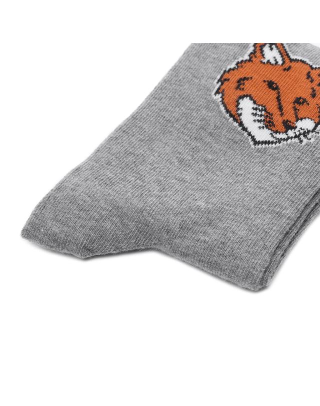 메종 키츠네 26SS 여성 폭스헤드 양말 (PM06400KT0010 H170 W 26S) 착용컷