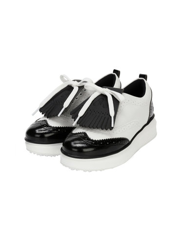Tassel Spikeless Sneakers_Black