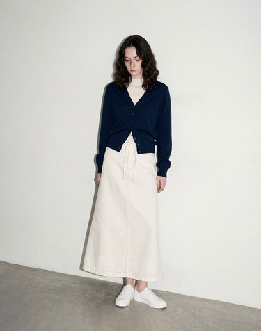 Adele Classic V-Neck Cardigan_NAVY