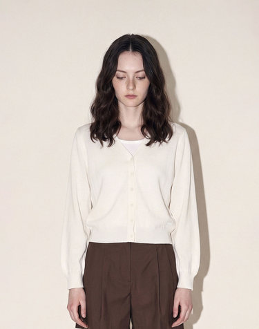 Adele Classic V-Neck Cardigan_IVORY