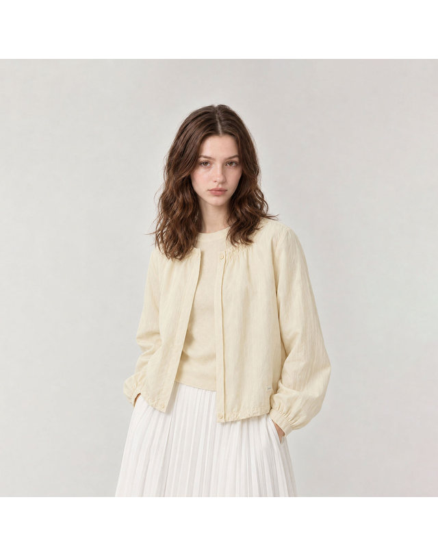 마틴골프 Lavier Frill Shirt Jacket_BEIGE 베이지 착용컷