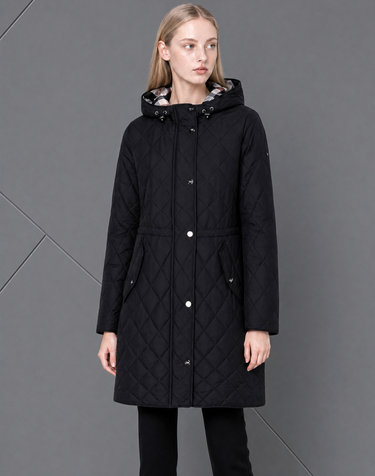 [ONLINE EXCLUSIVE] 블랙 퀼팅 중기장 점퍼