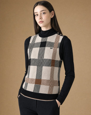 [ONLINE EXCLUSIVE] 블랙 하우스체크 니트 베스트