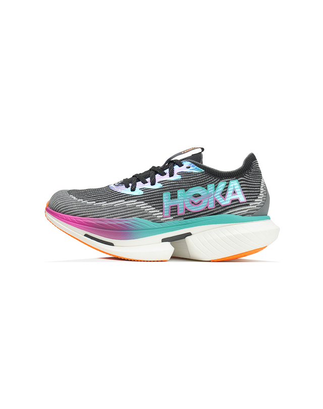 호카 호카 씨엘로 X1 블랙 1147910-BCQ 착용컷