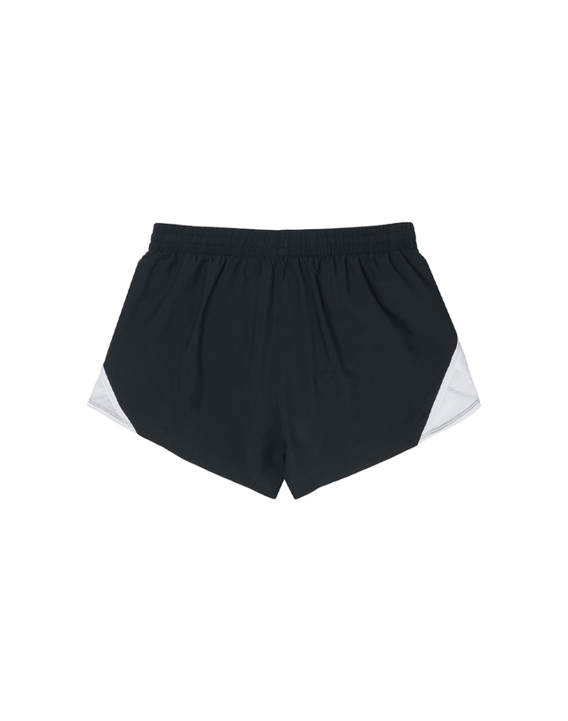 언더아머 언더아머 W 플라이 바이 3인치 쇼츠 블랙 화이트 1382438-002 착용컷