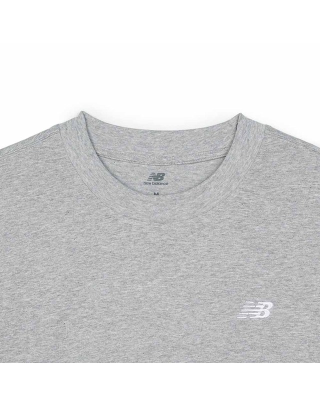 뉴발란스 뉴발란스 스포츠 에센셜 티셔츠 그레이 MT41509AG 착용컷