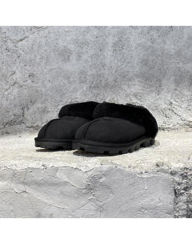 어그 어그 UGG 털슬리퍼 코케트 블랙 5125-BLK 착용컷