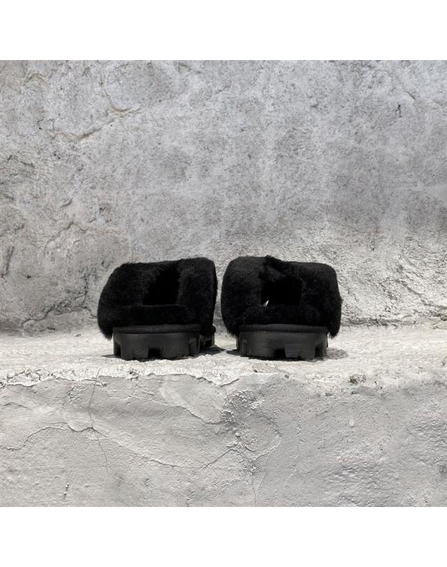 어그 어그 UGG 털슬리퍼 코케트 블랙 5125-BLK 착용컷