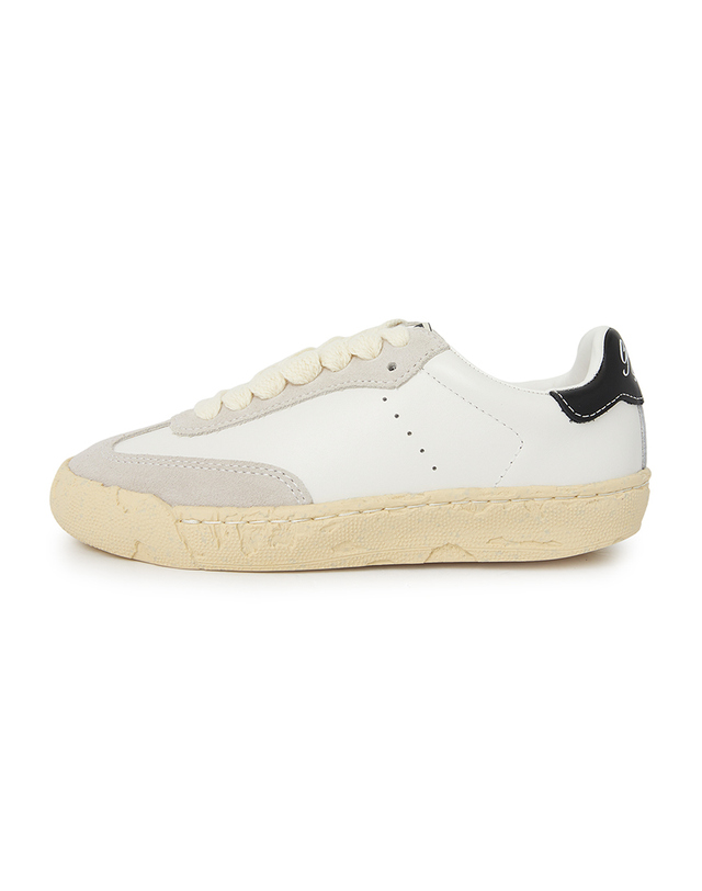 메종미하라야스히로 메종미하라야스히로 프란시스 패스트 솔 스니커즈 S14FW704 WHITE (남여공용) 착용컷