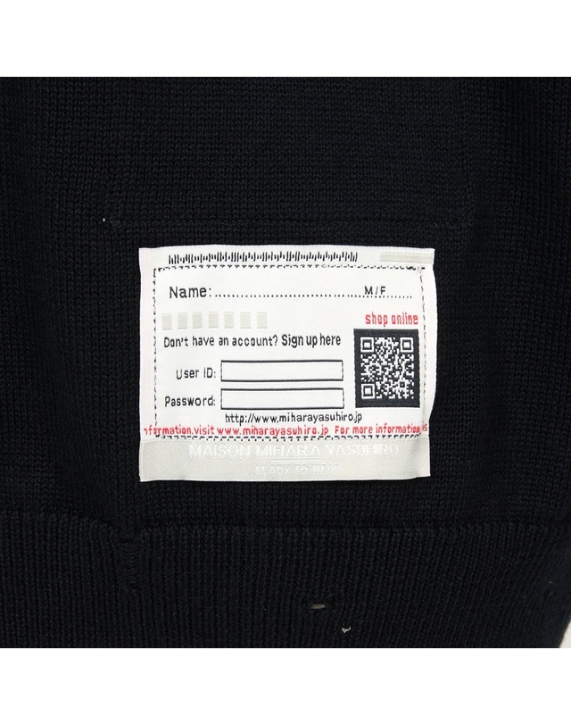 메종미하라야스히로 메종미하라야스히로 남성 니트 A17SW500 BLACK 착용컷