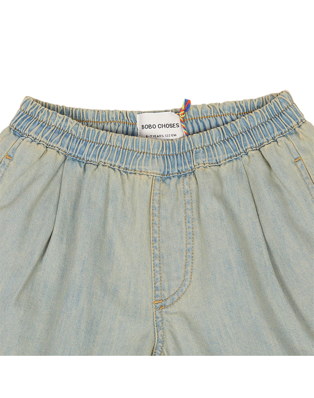 보보쇼즈 보보쇼즈 키즈 버뮤다 청반바지 B126AC073 착용컷