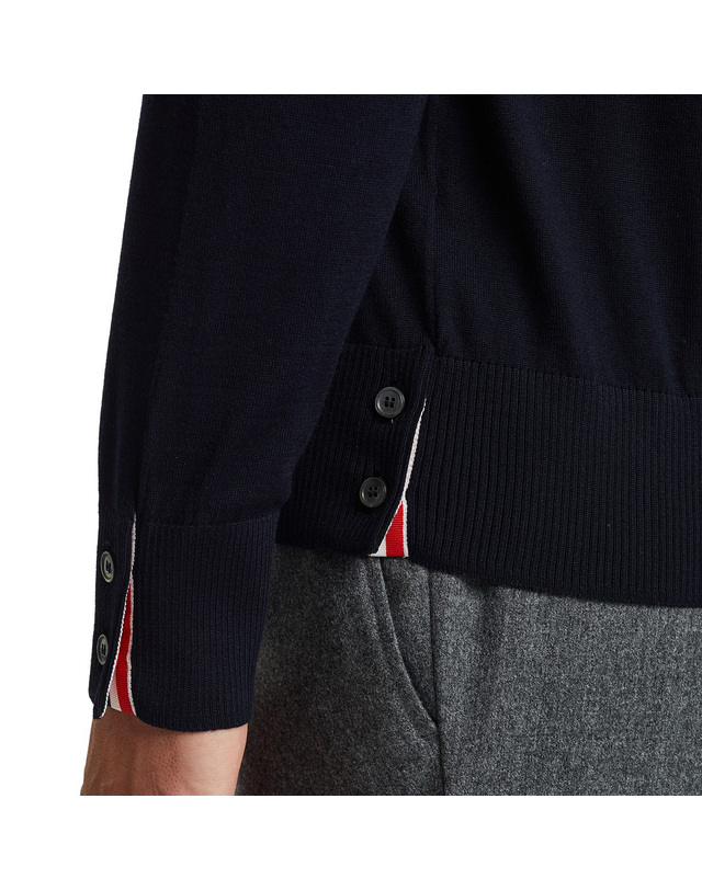 톰브라운 [THOM BROWNE] 4BAR 풀오버 니트 MKA002A Y1014 415 착용컷