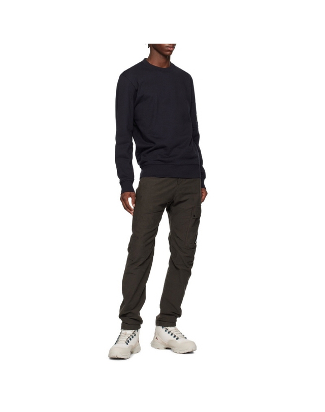 씨피컴퍼니 [CP COMPANY] 렌즈 와펜 니트 15CMKN232A 005558G 888 착용컷