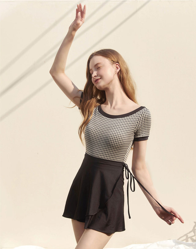 벨로디네라 Daisy swim skirts 착용컷