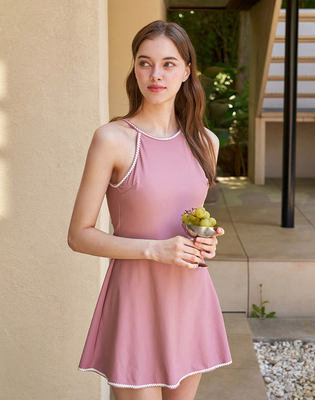 벨로디네라 Jane Swimdress Indi Pink 착용컷