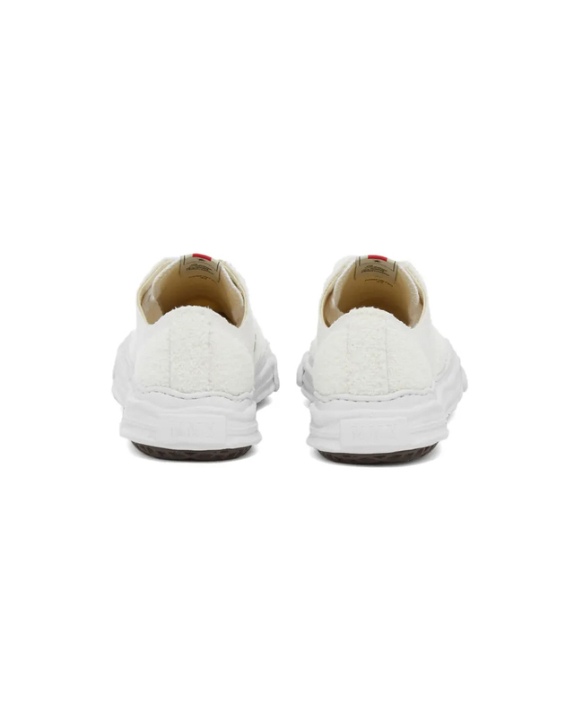 메종미하라야스히로 메종 미하라 야스히로 행크 OG 솔 셔닐 스니커즈 A08FW720 WHITE 착용컷