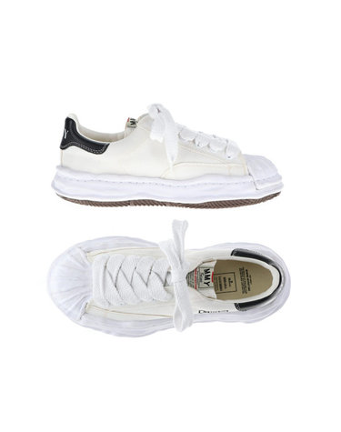 26SS 블레이키 BLAKEY 캔버스 로우탑 스니커즈 화이트 A08FW735 WHITE