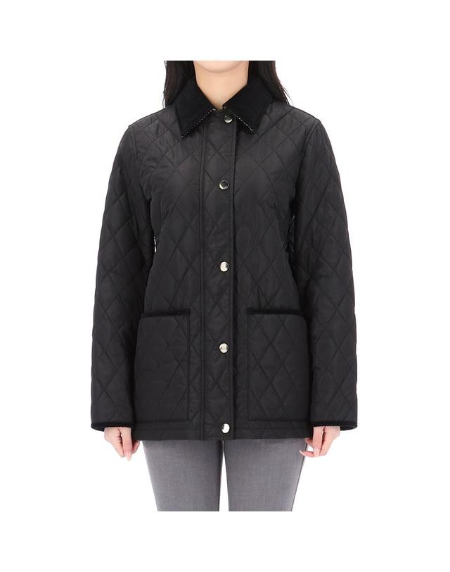 버버리 26SS 버버리 나일론 퀼팅 자켓 8107463 C1900 착용컷