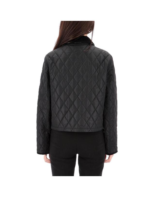 버버리 26FW 버버리 퀼팅 크롭 자켓 8107465 C1900 착용컷
