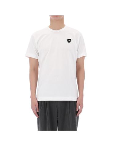 26SS 꼼데가르송 블랙 하트 와펜 반팔 티셔츠 AX T064 WHITE