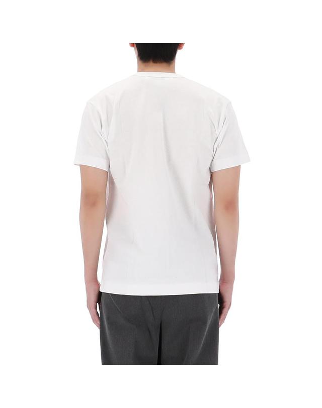 꼼데가르송 26SS 꼼데가르송 블랙 하트 와펜 반팔 티셔츠 AX T064 WHITE 착용컷