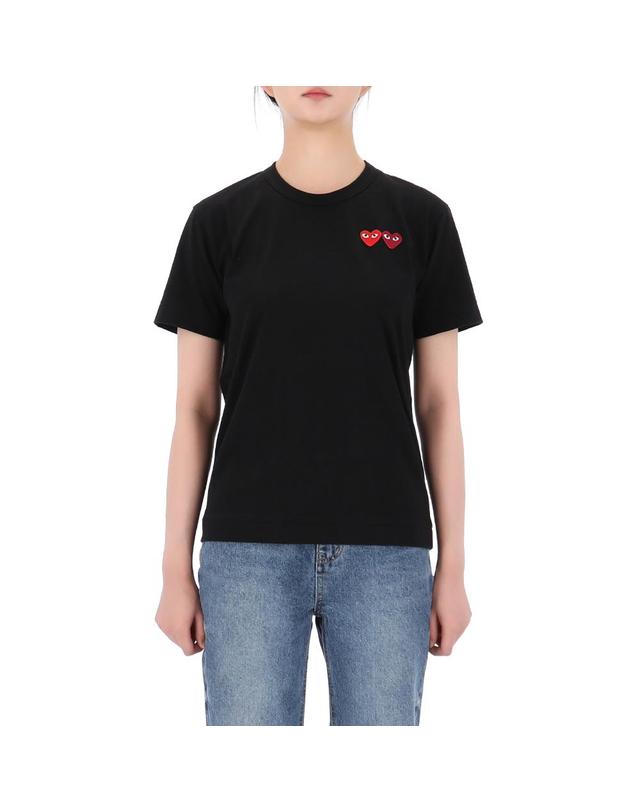 꼼데가르송 26SS 꼼데가르송 더블 하트 와펜 반팔 티셔츠 AX T226 BLACK 착용컷