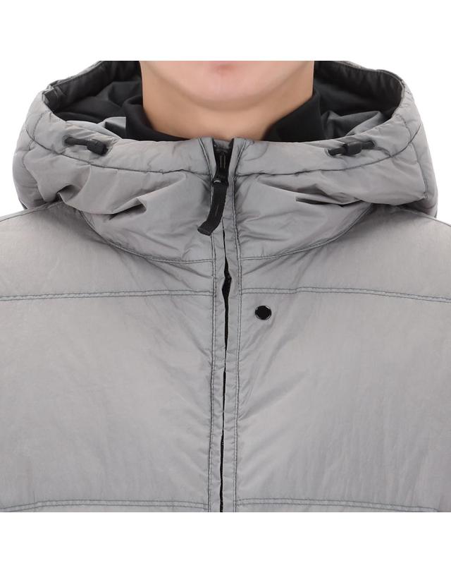 스톤아일랜드 26FW 스톤아일랜드 와펜 패치 크링클랩스 후드 다운 자켓 4100037 S0A23 V0060 착용컷