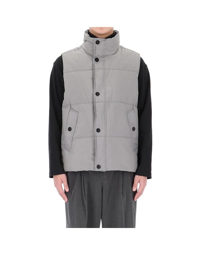 스톤아일랜드 26FW 스톤아일랜드 가먼트 다이드 크링클랩스 패딩 조끼 G100010 S0A23 V0060 착용컷