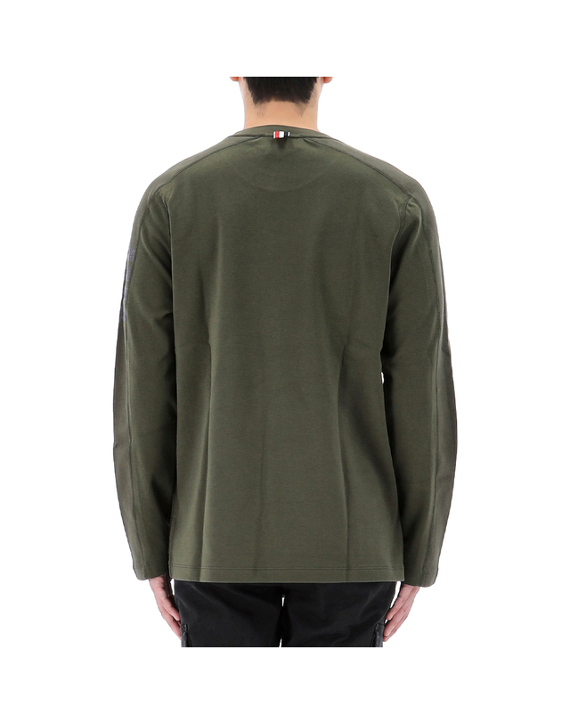 톰브라운 톰브라운 3사이즈 럭키찬스 코튼 사선 4바 롱 슬리브 MJS245A 07323 320 착용컷
