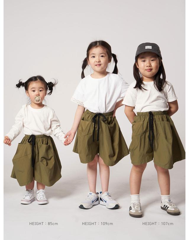 애스플래폼 AK61PS72_키즈_테크플래어 팬츠_카키 착용컷