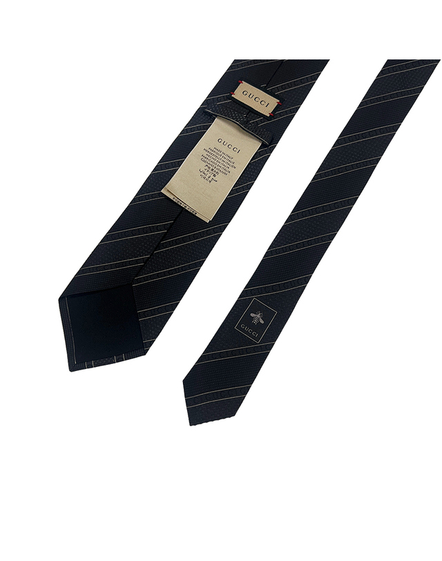 구찌 구찌 스트라이프 넥타이 499694 4B002 1000 블랙 착용컷