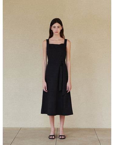 Square neck sleevless onepiece_BLACK