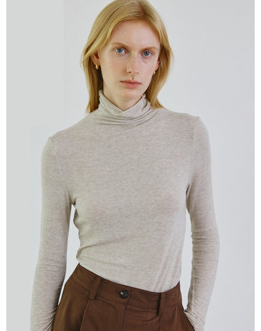 Line detail wool pola_OATEMAL