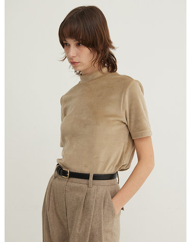 Velvet Mock Neck T Shirts_BEIGE
