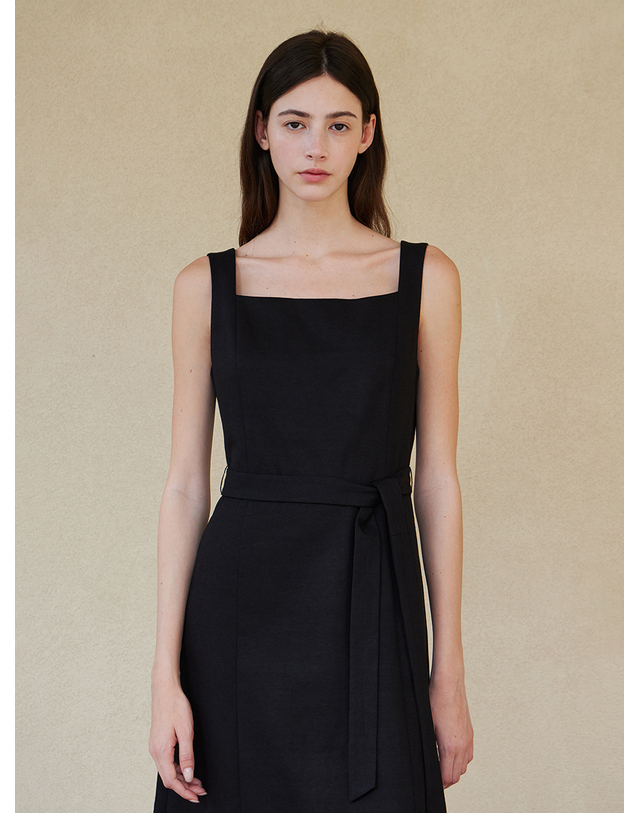 스텝어라운드 Square neck sleevless onepiece_BLACK 블랙 착용컷