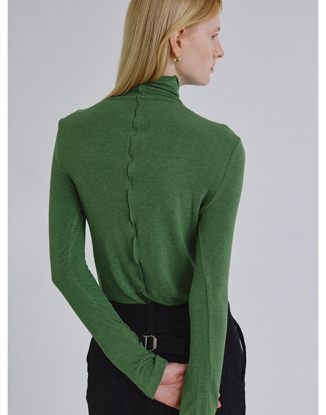 스텝어라운드 Line detail wool pola_OLIVE 착용컷
