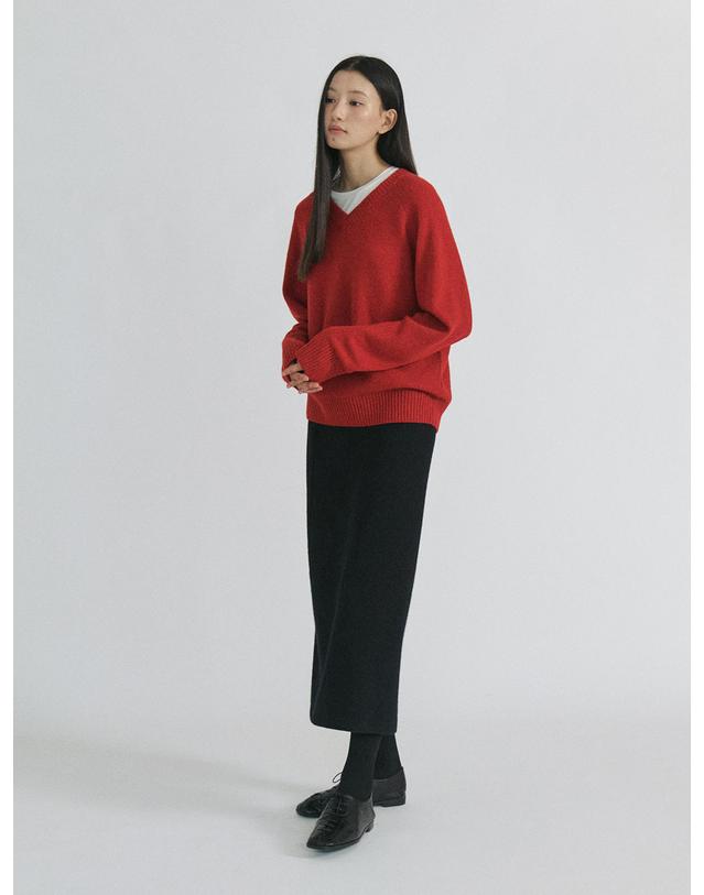 스텝어라운드 Cashmere reglan v neck knit_RED 착용컷