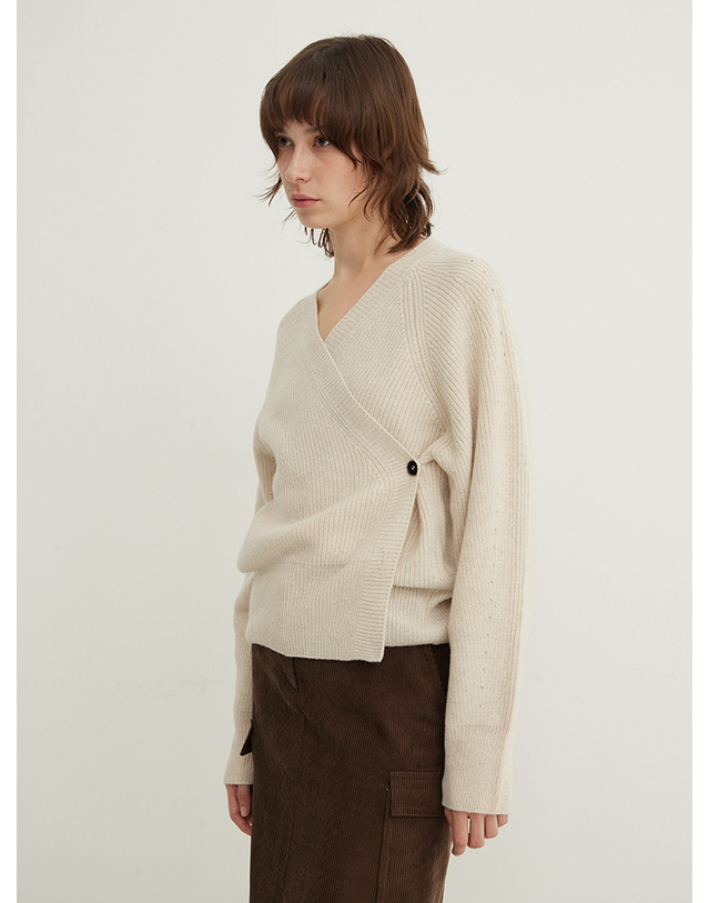 스텝어라운드 Alpaca Blend Wrap Cardigan_MIST 착용컷