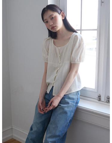 Tuck detail puff blouse_BEIGE
