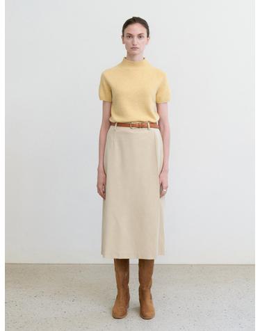 Side pleated A-line skirt_BUTTER
